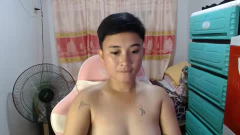 Snapshot of sweeti_marie chatting on October 22, 2:06 pm sweeti_marie online show from October 22, 2:06 pm