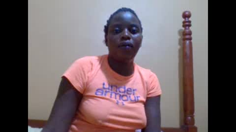 Snapshot of sweetib1 chatting on December 8, 6:06 pm sweetib1 online show from December 8, 6:06 pm