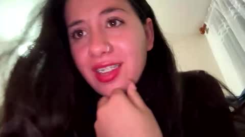 Ana Mara  i cant Make noise My family is here  online show from March 4, 3:34 am