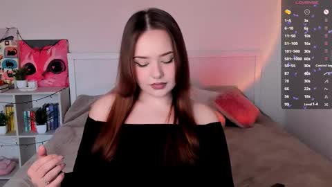 Hannah online show from November 23, 12:49 pm