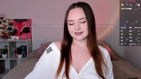 Hannah online show from April 4, 2:58 pm