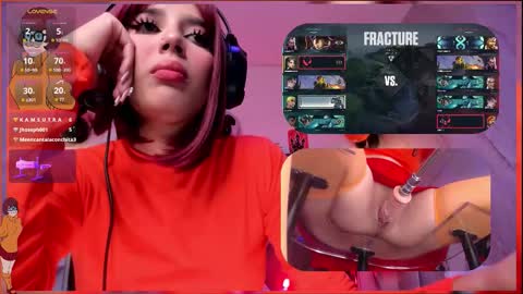 Snapshot of sweetie_cloe chatting on October 22, 10:09 pm sweetie_cloe online show from October 22, 10:09 pm