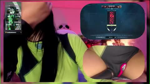 Snapshot of sweetie_cloe chatting on October 27, 10:03 pm sweetie_cloe online show from October 27, 10:03 pm