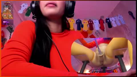 Snapshot of sweetie_cloe chatting on June 30, 9:16 pm sweetie_cloe online show from June 30, 9:16 pm