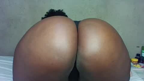 Snapshot of sweetie_cocoh chatting on February 7, 7:17 pm Cocoh online show from February 7, 7:17 pm