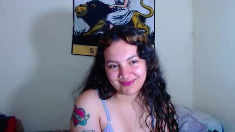 Snapshot of sweetie_maryy chatting on February 25, 5:22 pm Maria my insta sweetie maryy online show from February 25, 5:22 pm