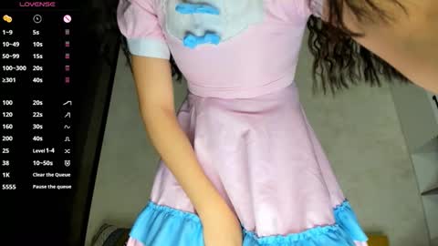 sweetie_peach_ online show from November 10, 5:17 am