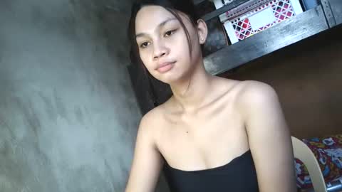 Snapshot of sweetiecum_tina chatting on February 13, 4:08 am sweetiecum_tina online show from February 13, 4:08 am