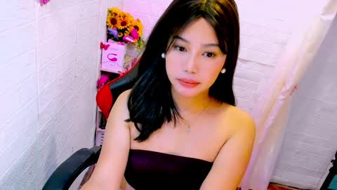 Snapshot of sweetienicole chatting on March 27, 3:45 pm Nicole online show from March 27, 3:45 pm