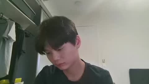 Snapshot of sweetiepuppy421 chatting on January 12, 8:19 am sweetiepuppy421 online show from January 12, 8:19 am