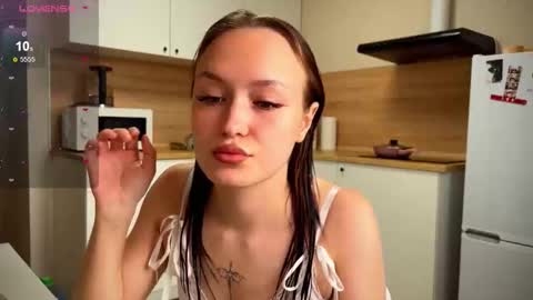 Snapshot of sweetieseva chatting on September 14, 1:32 pm Eva and Lisa online show from September 14, 1:32 pm
