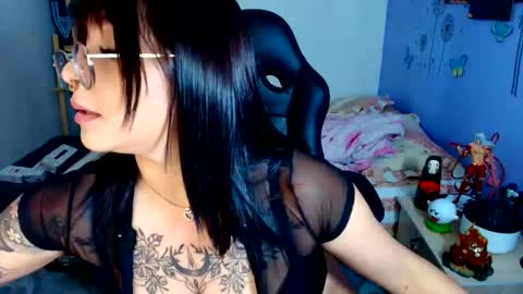 Isabella online show from November 29, 2:58 am