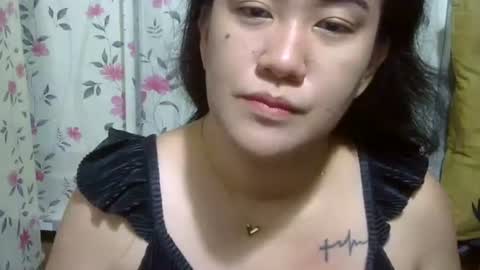 Snapshot of sweetjaii15 chatting on February 13, 11:39 am sweetjaii15 online show from February 13, 11:39 am