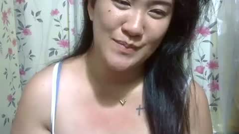 Snapshot of sweetjaii15 chatting on February 27, 1:28 pm sweetjaii15 online show from February 27, 1:28 pm
