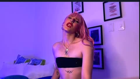 SWEETJAMES  online show from January 14, 8:41 am