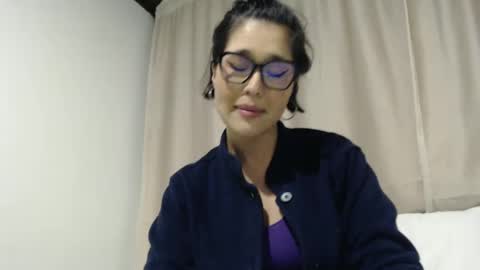 Snapshot of sweetjess01 chatting on December 11, 4:39 am SweetJess online show from December 11, 4:39 am