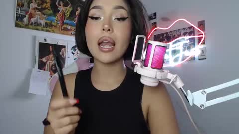 Snapshot of sweetjess01 chatting on March 5, 2:36 am SweetJess online show from March 5, 2:36 am