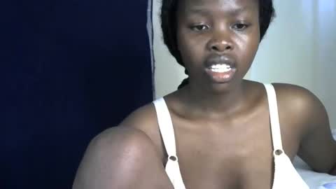 sweetkirrie online show from May 20, 9:37 am