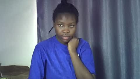 sweetkirrie online show from July 6, 2:14 pm