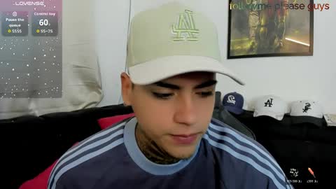 Snapshot of sweetlatinoboy chatting on April 9, 10:09 am SWEETLATINBOY online show from April 9, 10:09 am