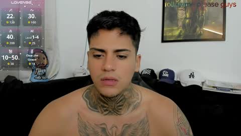 Snapshot of sweetlatinoboy chatting on April 17, 11:08 pm SWEETLATINBOY online show from April 17, 11:08 pm