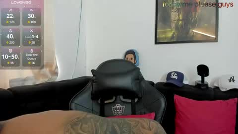 Snapshot of sweetlatinoboy chatting on May 14, 1:40 pm SWEETLATINBOY online show from May 14, 1:40 pm
