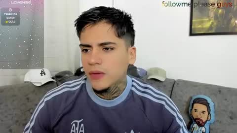 Snapshot of sweetlatinoboy chatting on July 5, 9:27 am SWEETLATINBOY online show from July 5, 9:27 am