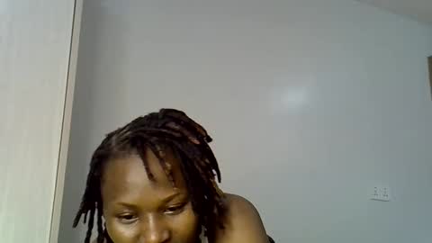 Titi online show from May 11, 9:34 pm