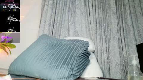 Letty la traga semen lol online show from March 2, 5:08 am