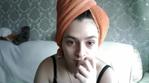 Snapshot of sweetliaison chatting on October 30, 9:22 am sweetliaison online show from October 30, 9:22 am