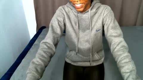 sweetlilly2540 online show from October 24, 8:49 pm