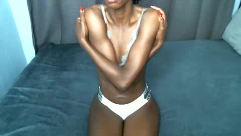 sweetlilly2540 online show from November 10, 7:24 pm