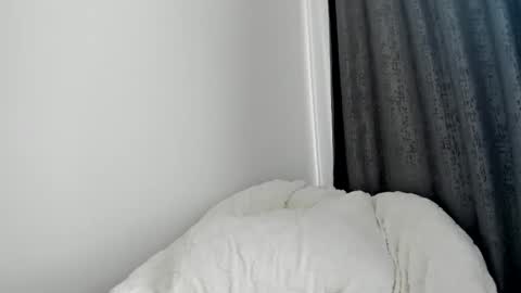 sweetlipsy online show from March 4, 5:24 am