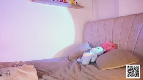 Snapshot of sweetlittlevenus chatting on March 10, 10:15 pm Venus online show from March 10, 10:15 pm