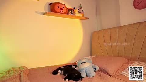 Snapshot of sweetlittlevenus chatting on March 17, 7:17 pm Venus online show from March 17, 7:17 pm