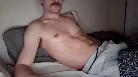 Snapshot of sweetlou22 chatting on February 4, 6:14 am sweetlou22 online show from February 4, 6:14 am