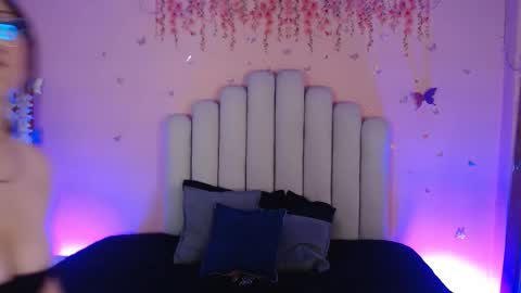 Sweetlu online show from October 11, 7:23 pm