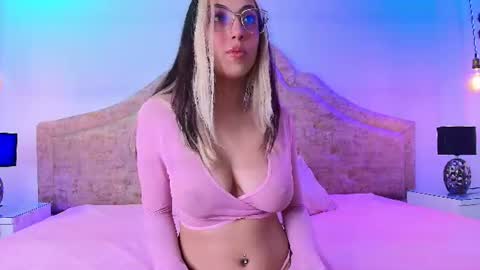 sweetlyundone online show from June 26, 7:18 pm