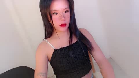 IM ALICE - DONT FORGET TO FOLLOW ME online show from March 11, 11:15 pm