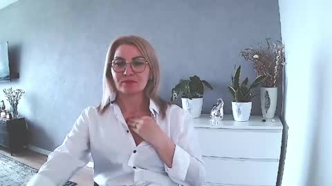 sweetmarthaaa online show from May 14, 12:23 pm