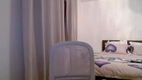 Snapshot of sweetmayacutie chatting on October 22, 4:07 pm sweetmaya online show from October 22, 4:07 pm