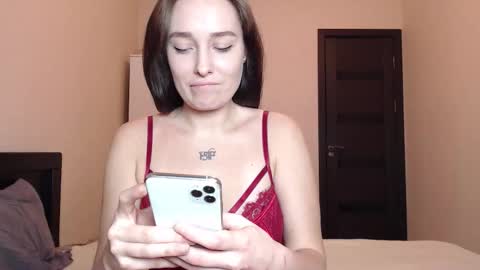 Snapshot of sweetmiaa chatting on March 4, 10:05 pm Mia online show from March 4, 10:05 pm