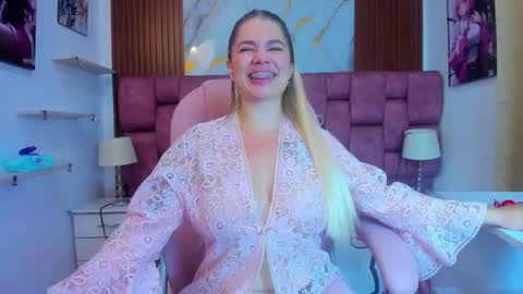 sweetmichel_sexy online show from February 3, 10:48 pm