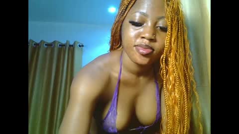 Snapshot of sweetmila9 chatting on April 20, 5:10 am sweetmila9 online show from April 20, 5:10 am