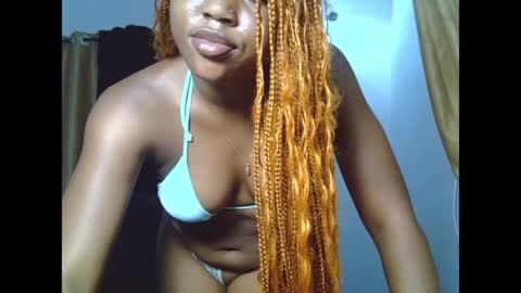 Snapshot of sweetmila9 chatting on April 29, 6:28 am sweetmila9 online show from April 29, 6:28 am