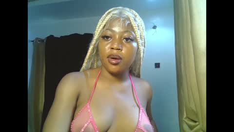Snapshot of sweetmila9 chatting on May 24, 9:14 am sweetmila9 online show from May 24, 9:14 am