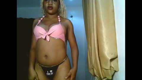 Snapshot of sweetmila9 chatting on June 22, 5:15 am sweetmila9 online show from June 22, 5:15 am