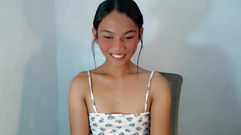 Nia online show from November 13, 6:56 am