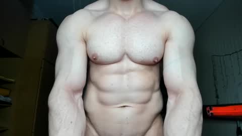 Lorenzo online show from February 18, 4:58 am