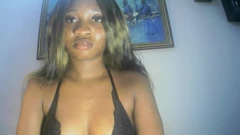 Snapshot of sweetness755325 chatting on October 31, 11:55 am sweetness755325 online show from October 31, 11:55 am